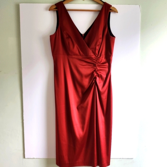 Donna Ricco Elegant Red Satin Sleeveless Midi Dress Size 10 - Picture 1 of 14